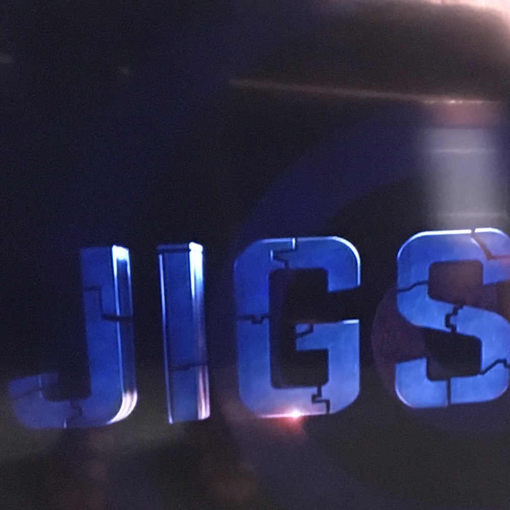 Meet your Posher, Happy